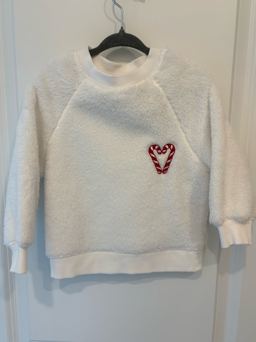 Hanna Andersson The Grinch Candy Cane Heart Fuzzy Sweatshirt 2T